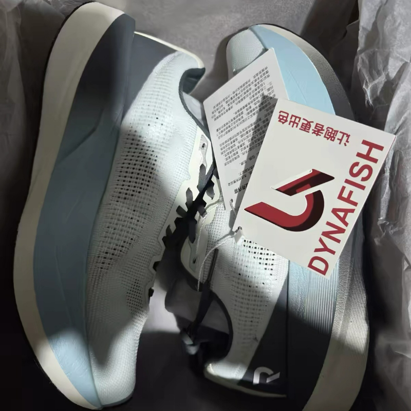 Men Shoes Vs Women - Sepatu Lari DYNAFISH Xiao Nian Untuk